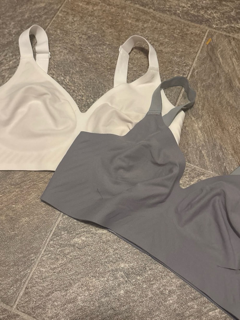 Seamless Everyday Comfort Bralette - White & Gray